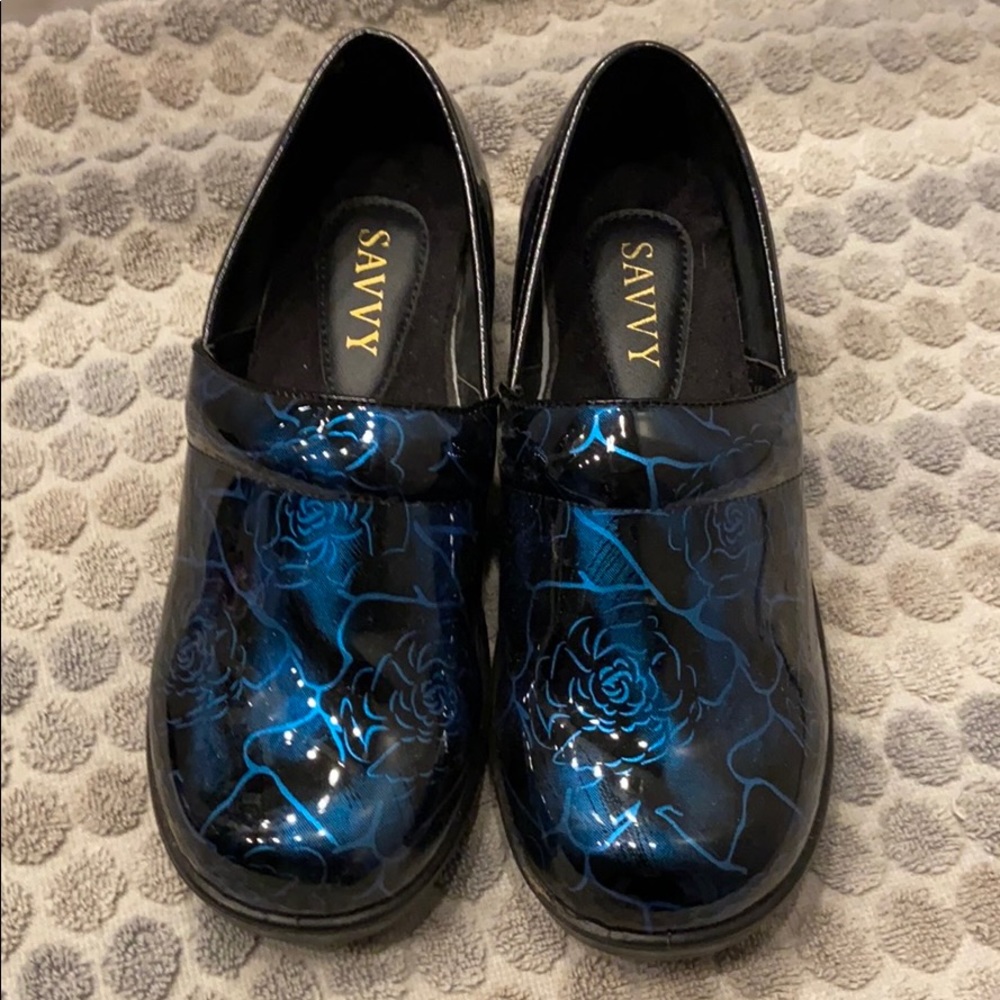 Nursing clogs